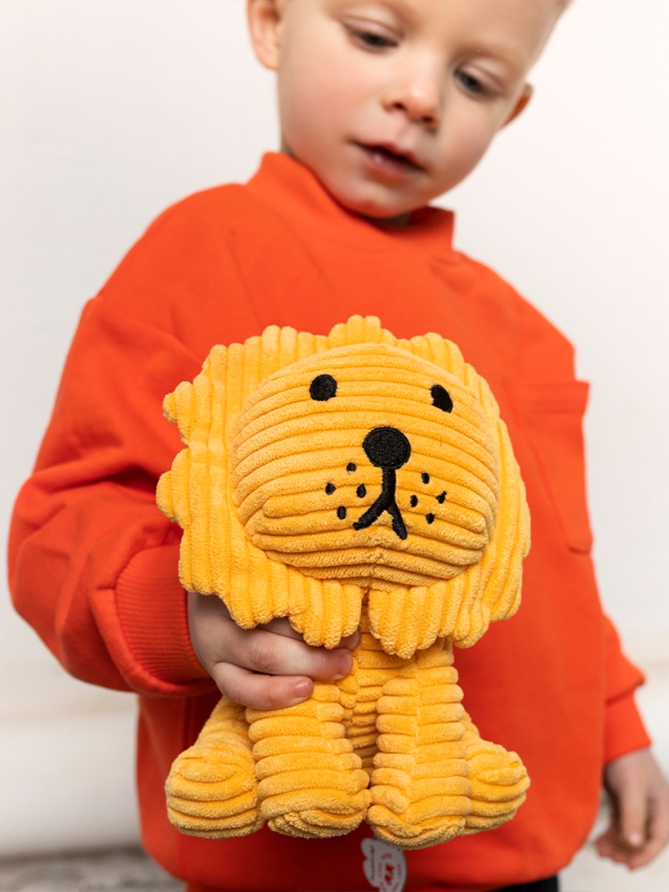Bon Ton Toys Lion Corduroy - Löwe aus Cord in gelb 24 cm 