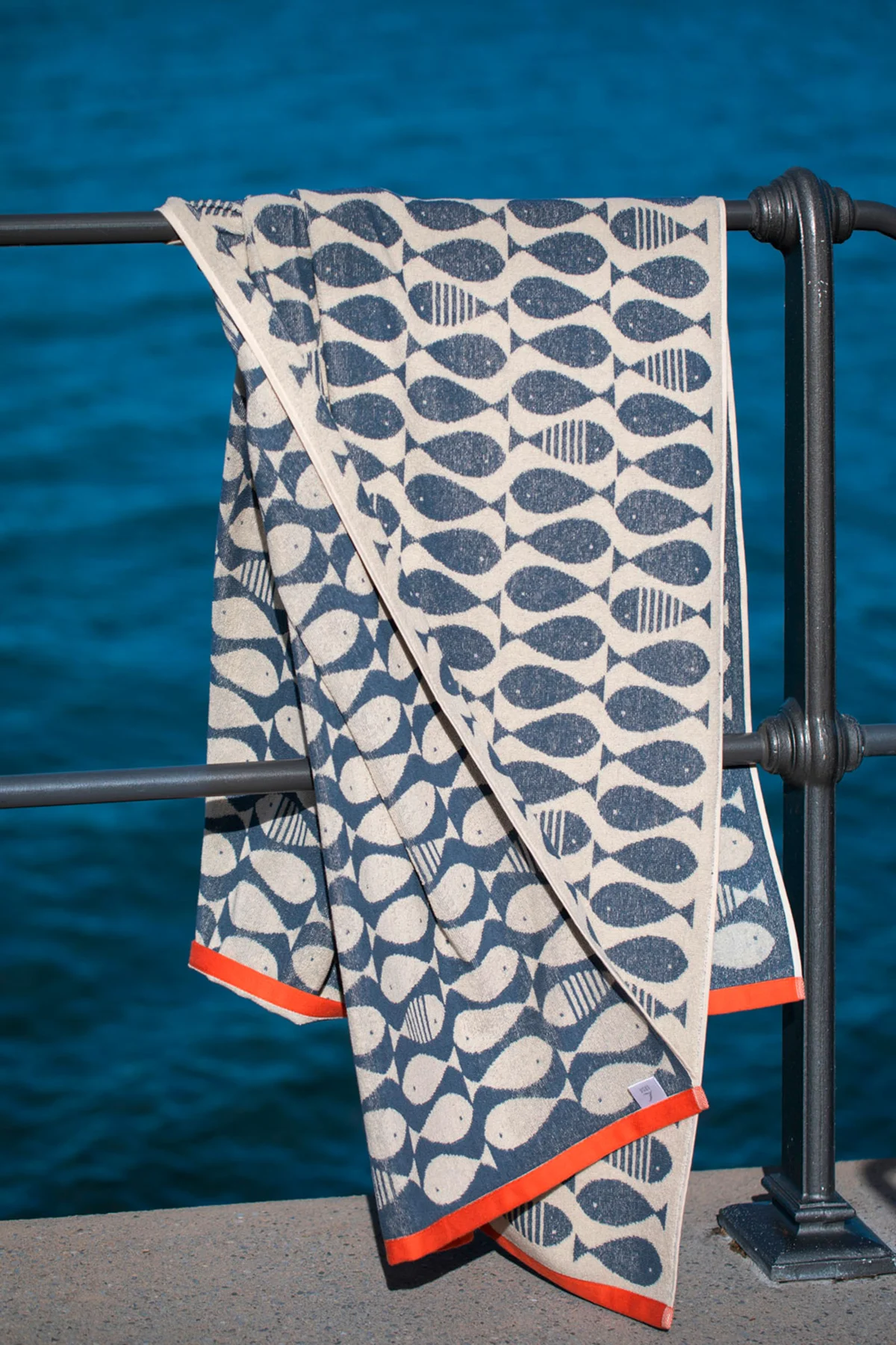 David Fussenegger Playa Frottee Strandtuch Sardines 100x180 cm