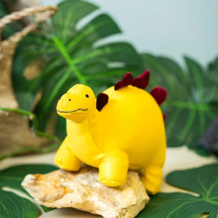 little big friends Steffy der Stegosaurus Dino Friends