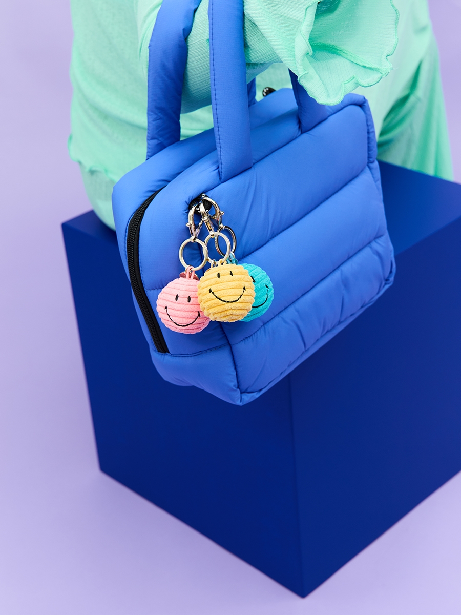 Bon Ton Toys Smiley Keychain in Gelb - Charm - Schlüsselanhänger aus Cord 4,5cm 