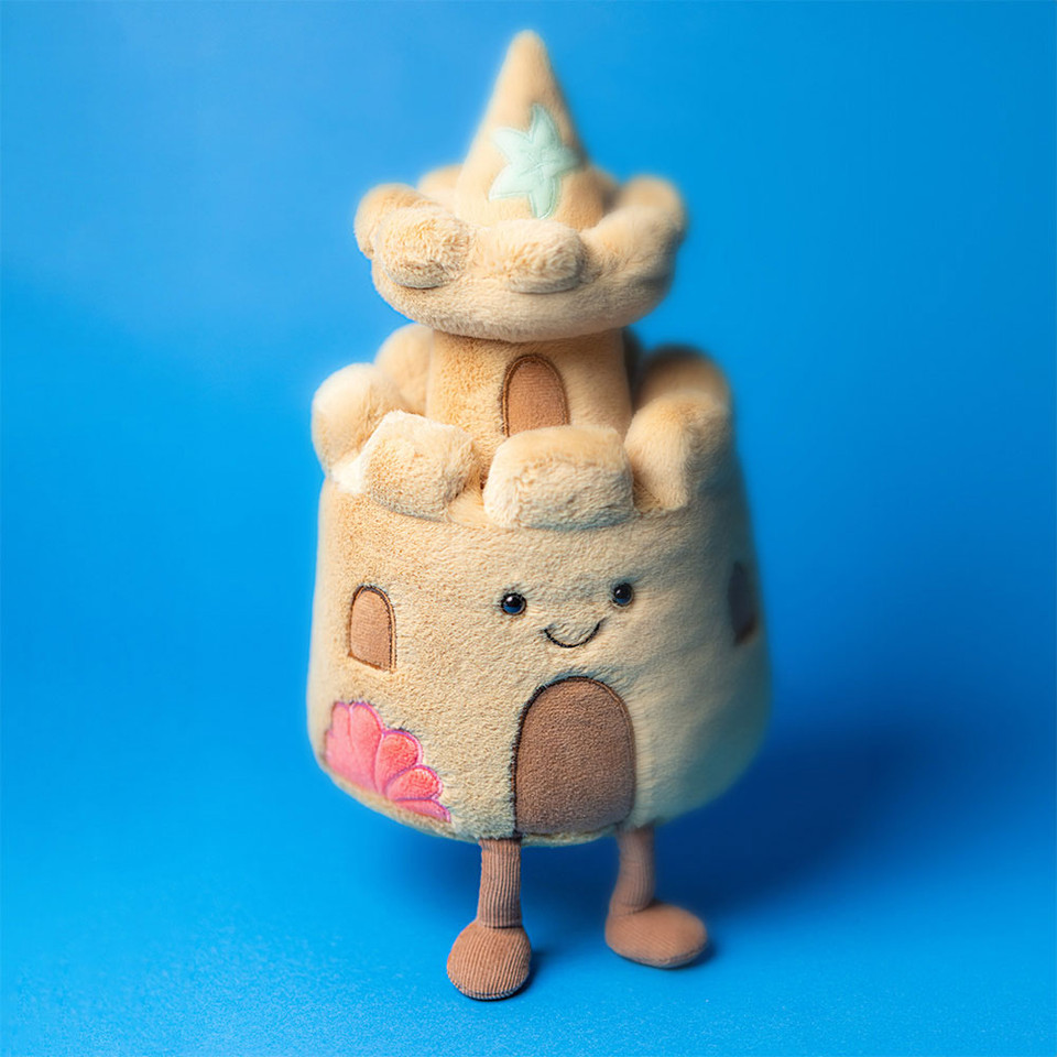 Jellycat Amuseables Sandcastle Kuscheltier 29 cm – originelle Sandburg aus Plüsch, Stofftier für Kinder zum Spielen, Kuscheln und Verschenken