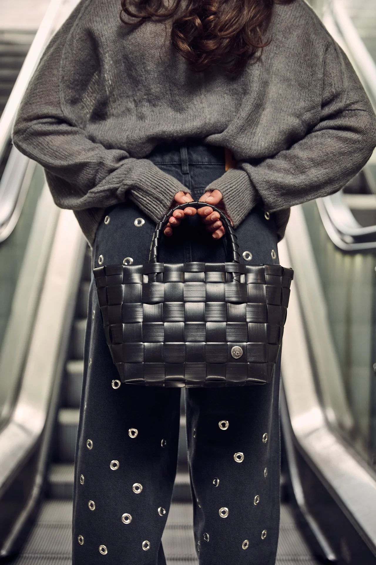 Handed By Mini Paris - Mini Shopper Schwarz mit Tassel Anhänger 