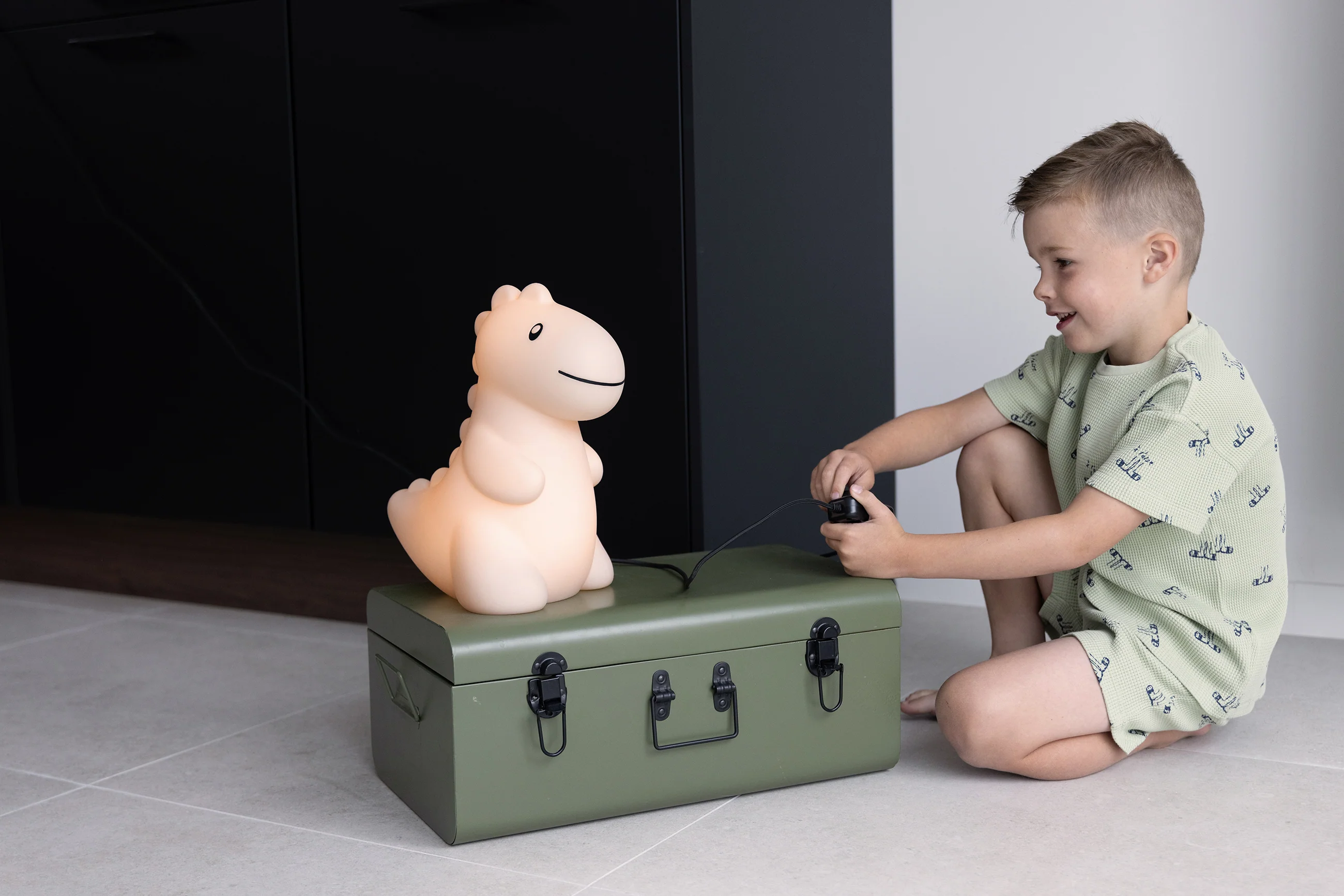 Atelier Pierre Jeroom Dino Sand Led Mood Nachtlampe mit Stromkabel Höhe 30 cm 