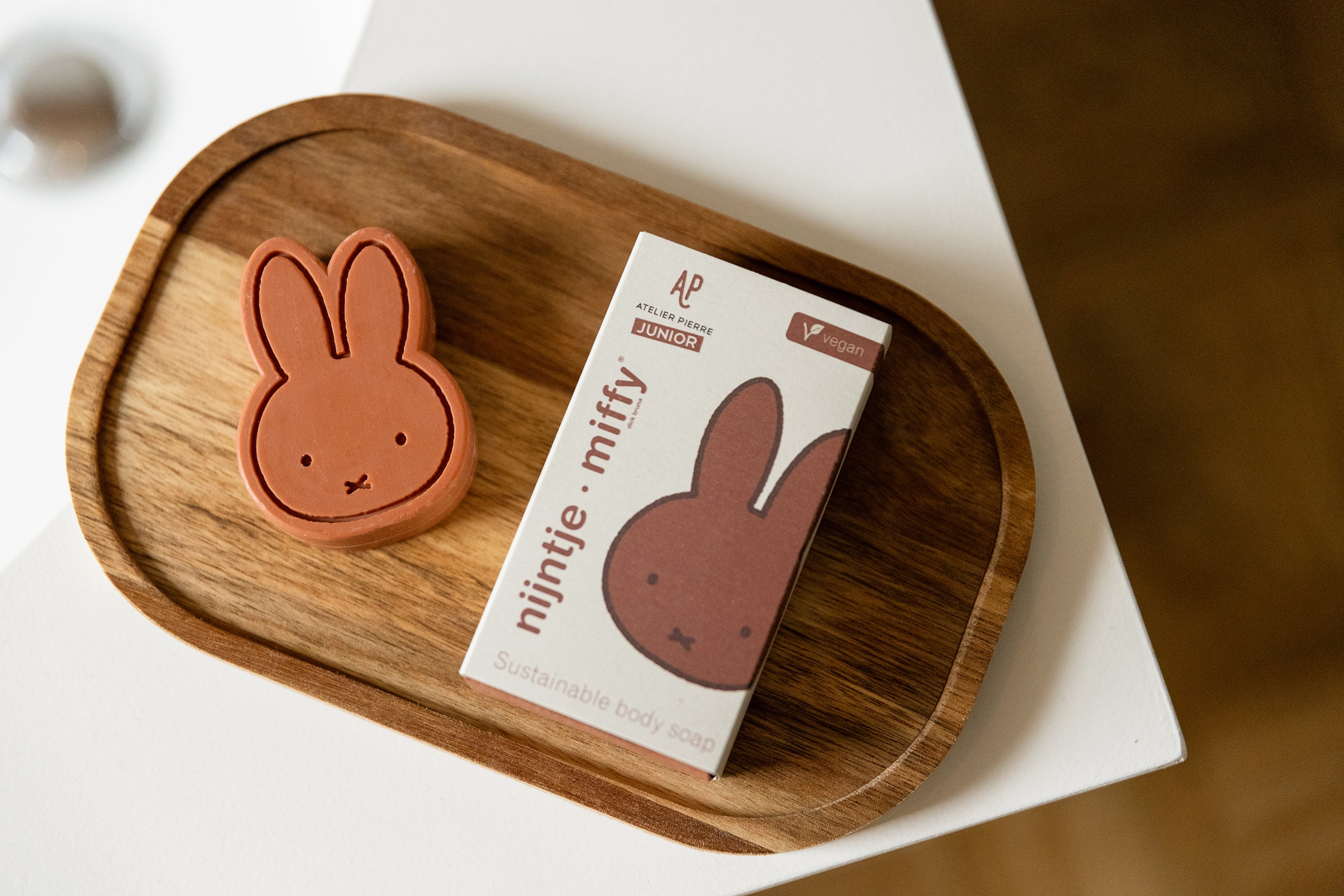 Atelier Pierre Miffy Seife und Seifendose mit Geschenkverpackung - Terra