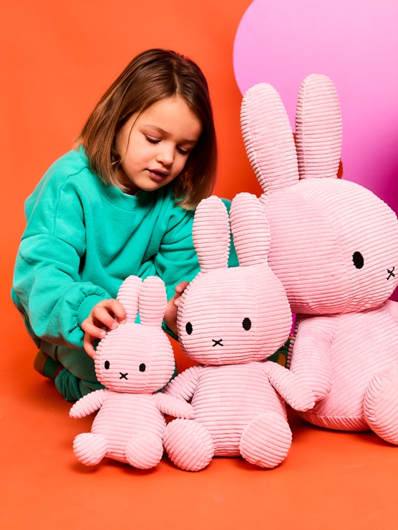 Bon Ton Toys Miffy Corduroy - Cord Hase in  Pink 23 cm  