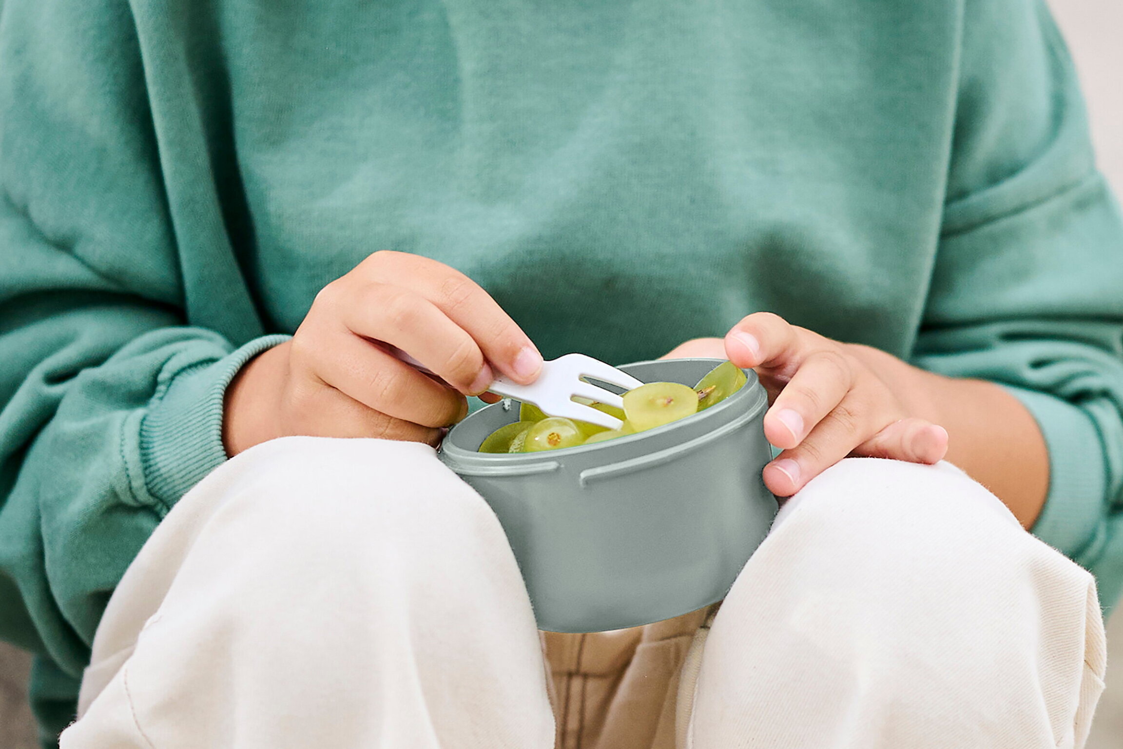 MEPAL Campus Fruchtbox 300 ml mit Gabel Little Dutch - Little Farm