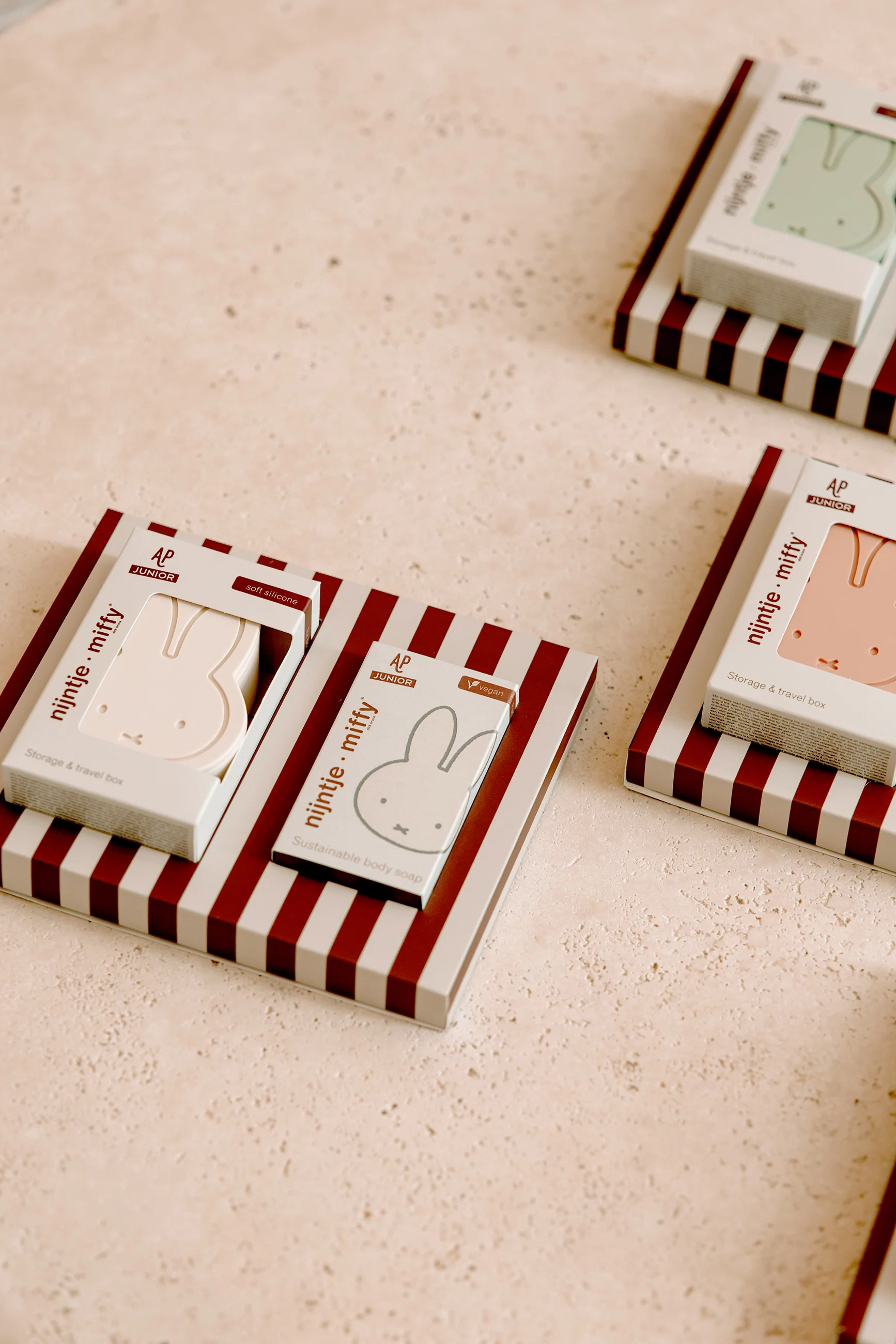 Atelier Pierre Miffy Seife und Seifendose mit Geschenkverpackung - Sand