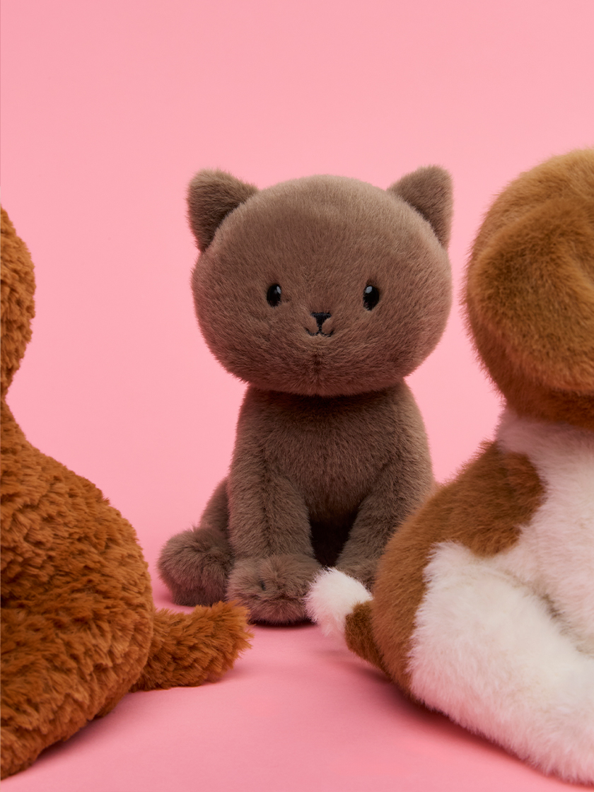 Bon Ton Toys Freddy der British Shorthair Katze 18 cm im Geschenkbox