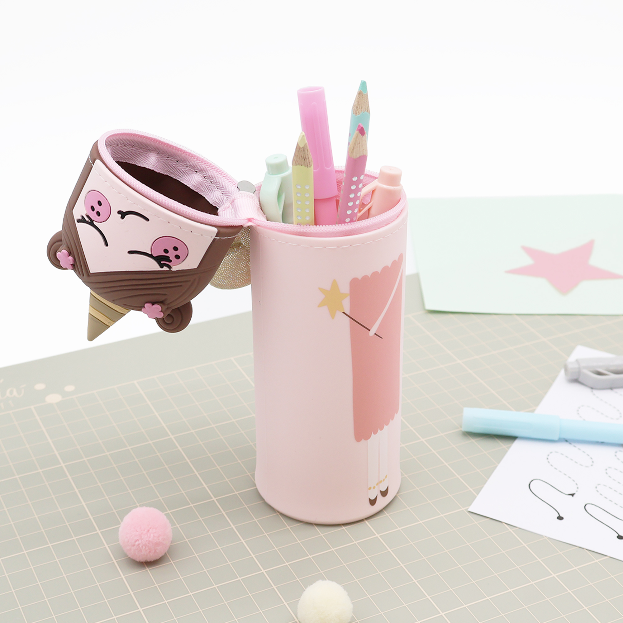 Lulubug Handmade -Loveria by Bell Trade Lustiges Tiermäppchen aus Silikon Fee Anni
