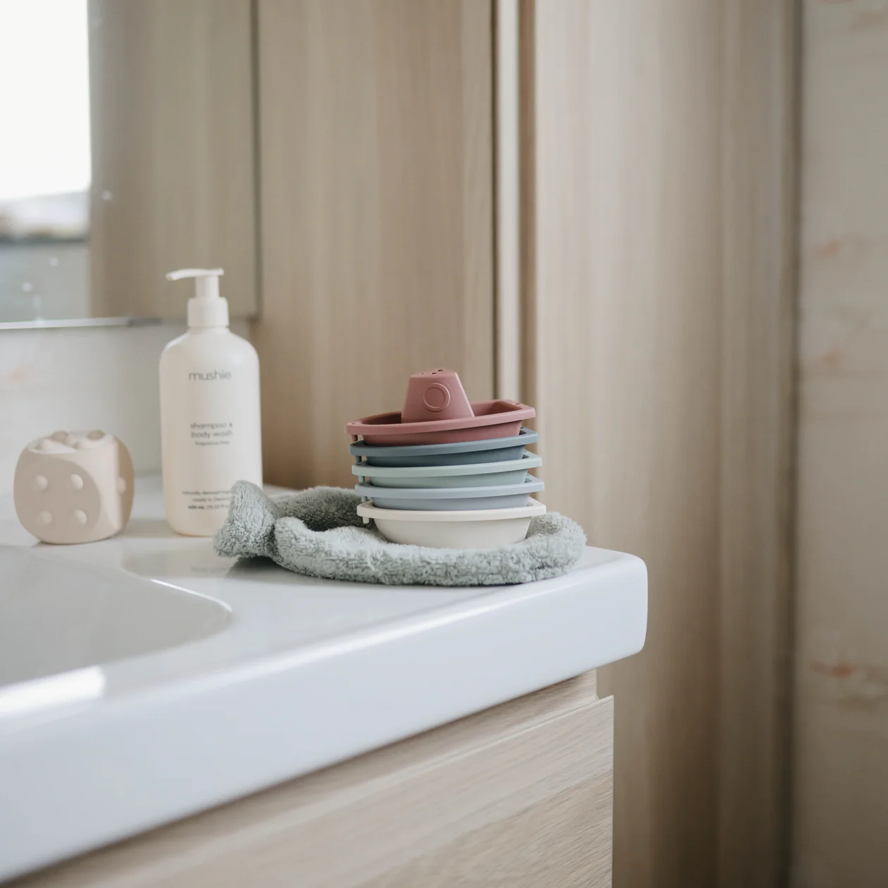 Mushie Bath Boats Rustic - Badewannenspielzeug Boote